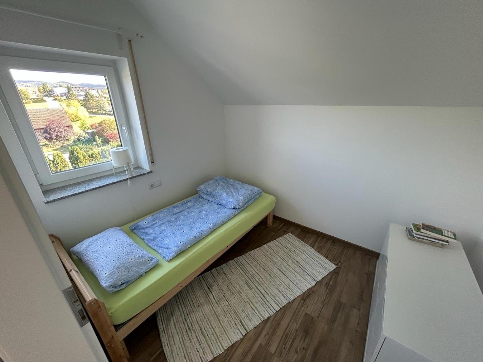 3 Zimmer Neubauwohnung In Der Schwaebischen Toskana Lowenstein Bagian luar foto