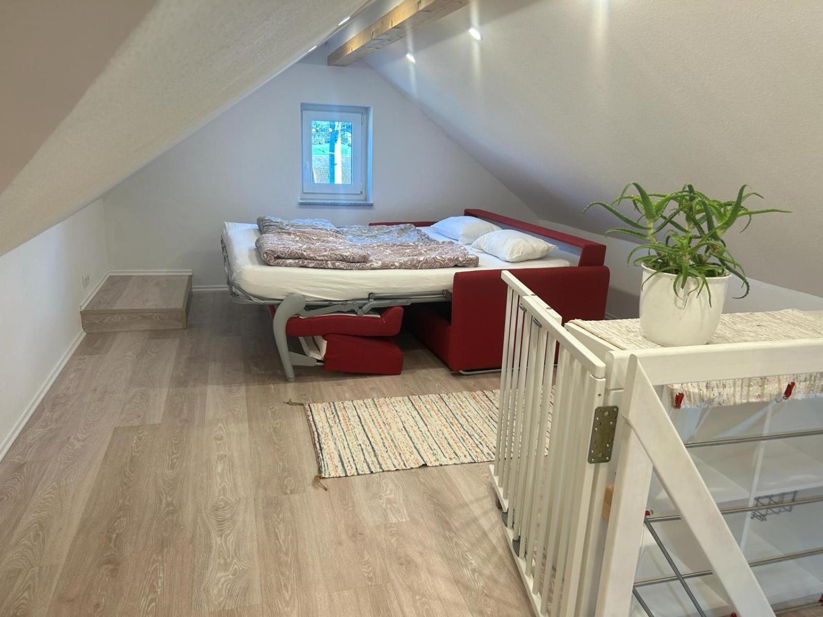 3 Zimmer Neubauwohnung In Der Schwaebischen Toskana Lowenstein Bagian luar foto
