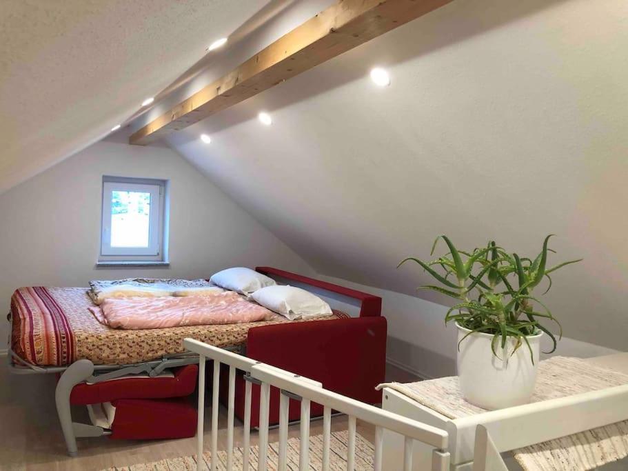 3 Zimmer Neubauwohnung In Der Schwaebischen Toskana Lowenstein Bagian luar foto