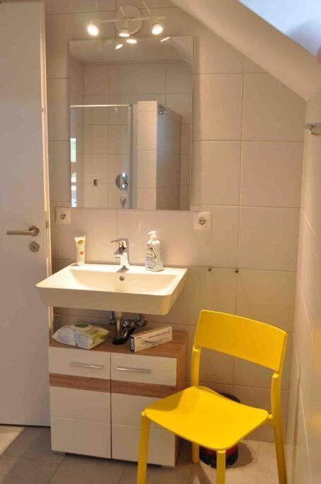 3 Zimmer Neubauwohnung In Der Schwaebischen Toskana Lowenstein Bagian luar foto